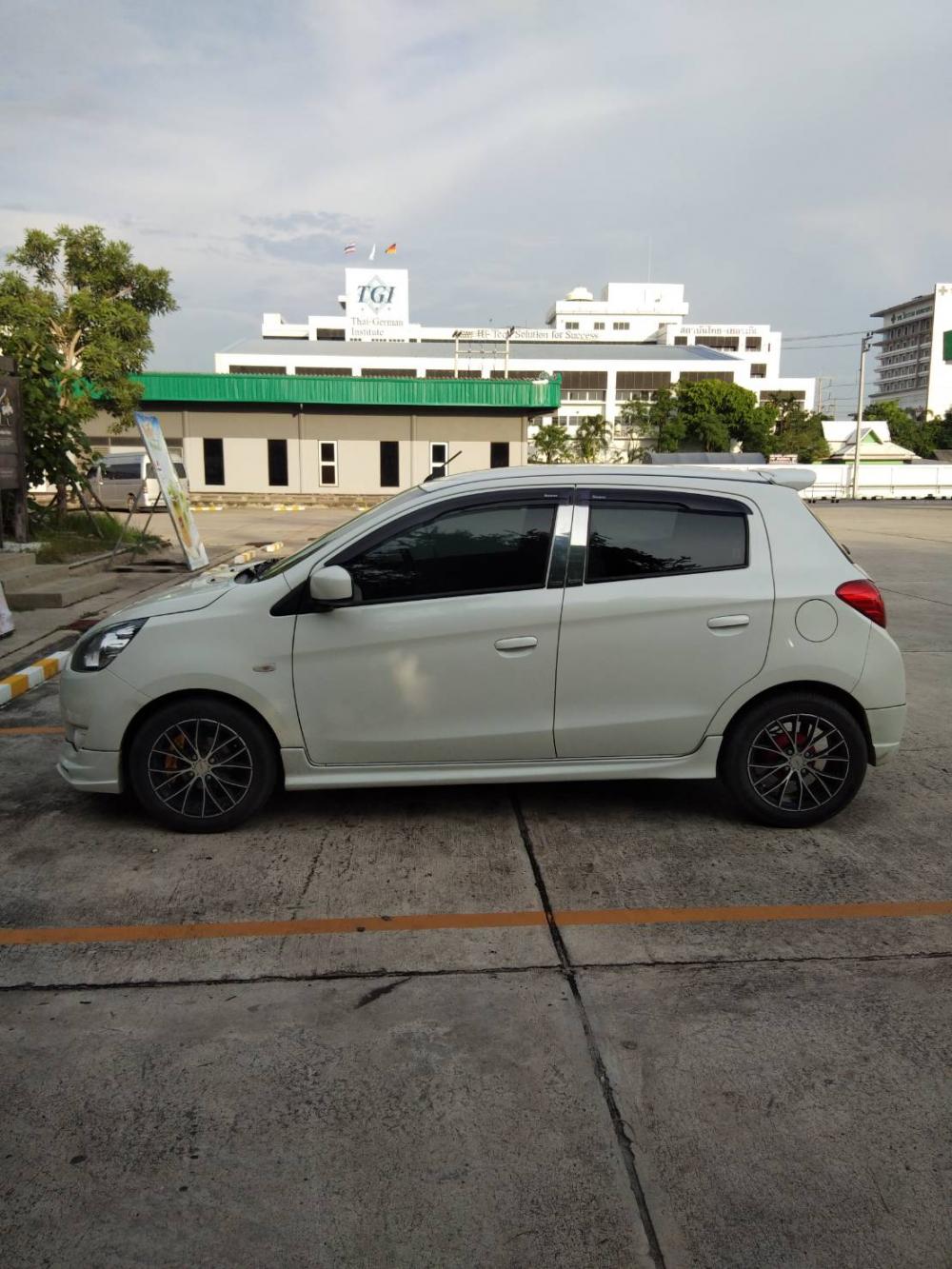 Mitsubishi Mirage Glx