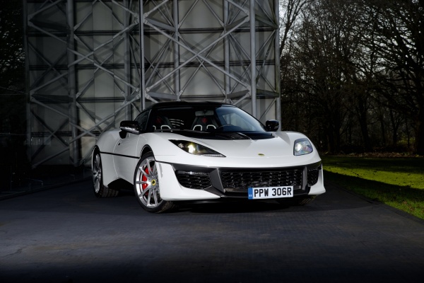 รถเจมส์บอนด์ในตำนาน Lotus Evora 410 รุ่นพิเศษ รำลึกถึงวันครบรอบ 40 ปี