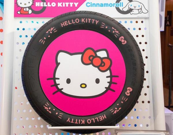 ยางล้อรถลายน่ารัก Hello Kitty 
