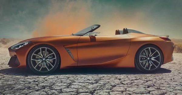 มุมมองด้านข้างของ BMW Z4 Concept