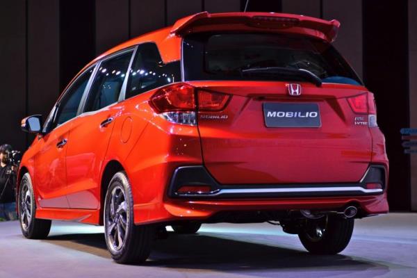 ​​ดีไซต์ด้านหลังของ Honda Mobilio Minor change 2017