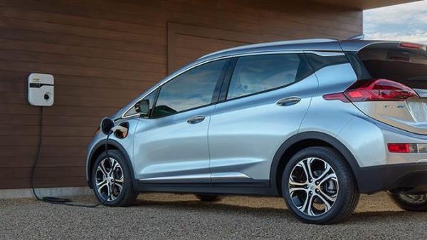 Chevrolet Bolt  รถยนต์ไฟฟ้าขนาดกะทัดรัด