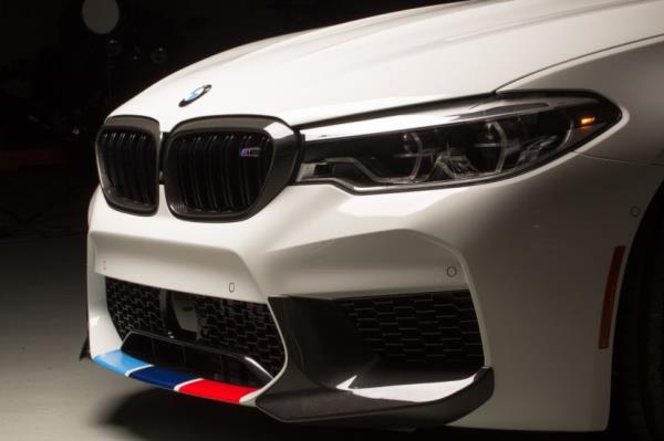 All-New 2018 BMW M5 กับ กระจังหน้าแบบสปอร์ตเต็มรูปแบบ