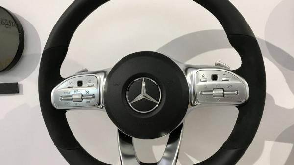 Mercedes-Benz A-Class 2018 ระบบ Infotainment ใหม่