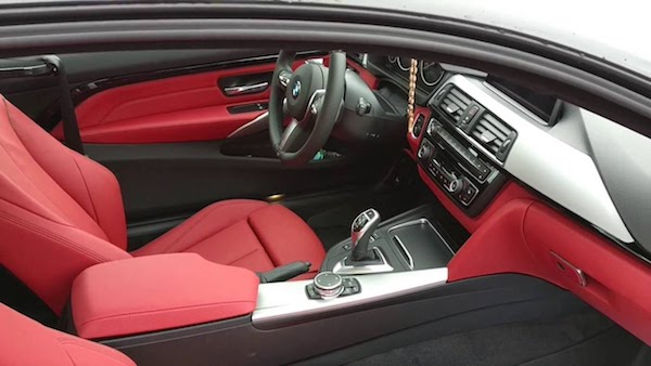 ดีไซน์ภายในของรถยนต์ BMW 430i 2017