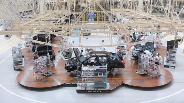 Honda เผยว่า การผลิตรถยนต์ยังจำเป็นต้องใช้ “มนุษย์” ในกระบวนการผลิตรถยนต์