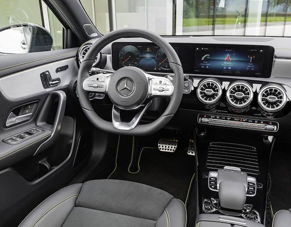 ภายใน Mercedes-Benz A-Class 2018 