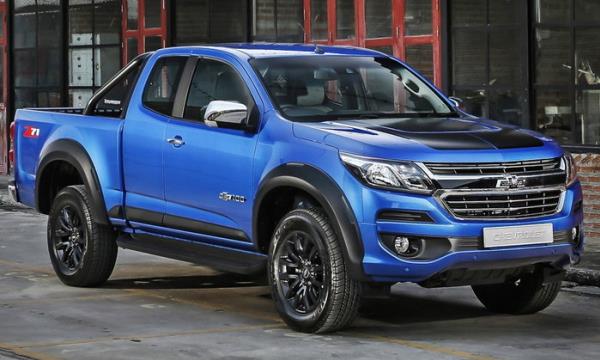 ภายนอกของ Chevrolet Colorado Centennial Edition 2018 สีน้ำเงิน Blue Me Away Metallic สาหรับรุ่น LTZ 