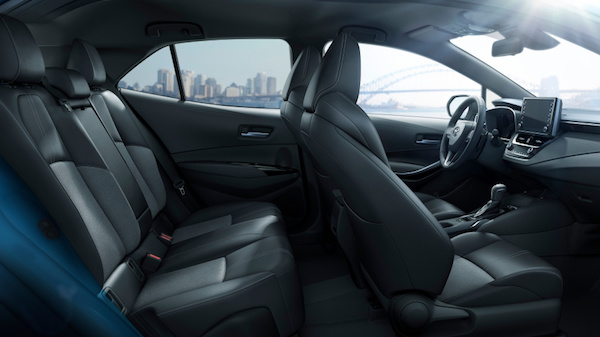 การออกแบบภายในของ Corolla Hatchback 2018 เวอร์ชั่นสหรัฐฯ 
