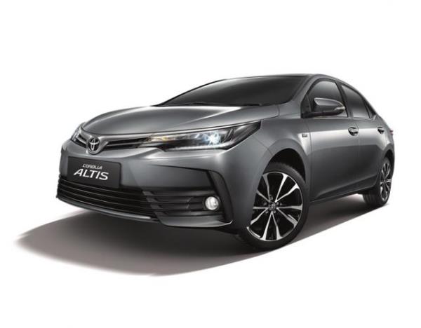 รูปลักษณ์ภานนอก และภายในของ Toyota  Corolla  Altis  รุ่น 1.8V ที่มาพร้อมกับ T-Connect Telematics 