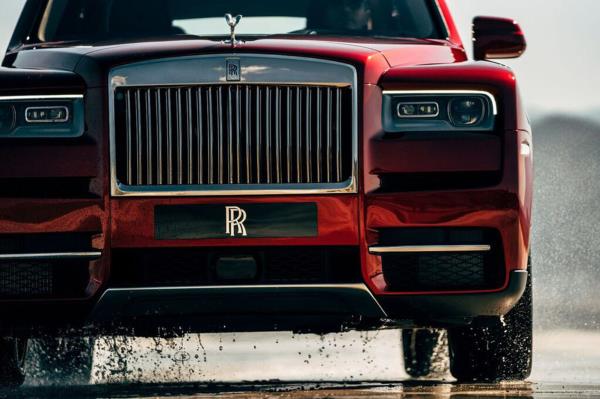 มาชมความสวบงามของ Rolls-Royce Cullinan 2018