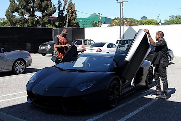 Kanye West กับ Lamborghini Aventador