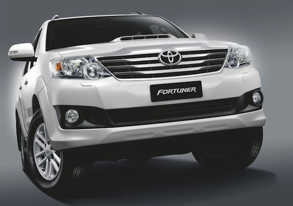 Toyota Fortuner โฉมปี 2012