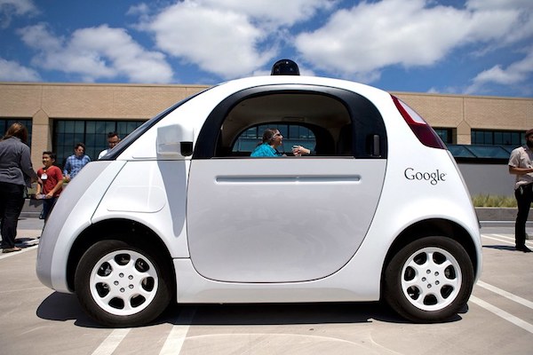 ทำไม Google พัฒนารถไร้คนขับ