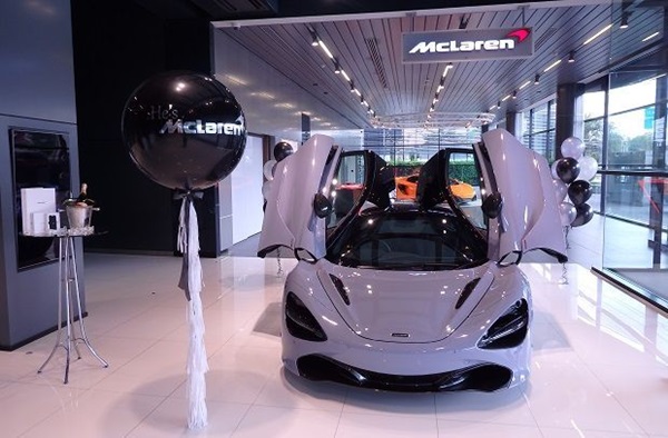 ทำความรู้จัก McLaren 720S Ceramic Grey ซูเปอร์คาร์สีพิเศษราคาร่วม 30 ล้าน! 