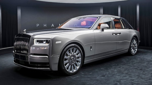 Rolls-Royce Phantom ก็มาในงานนี้ด้วย