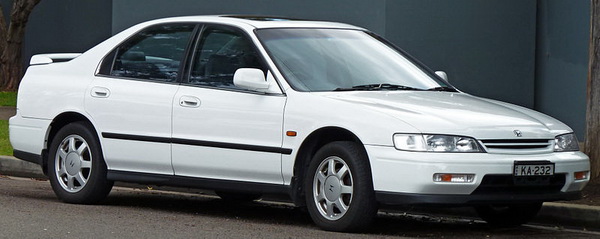 Honda Accord รุ่นที่ 5 ปี 1994 ปรับรูปลักษณ์ภายใน สมรรถนะ และความปลอดภัย เพิ่มเติมจากรุ่น 4