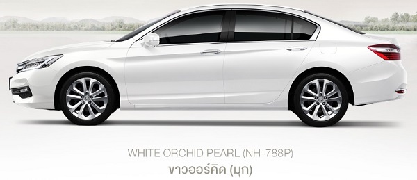 New Honda Accord สีขาว