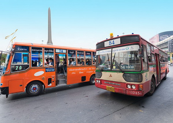 การเดินทางด้วยรถเมล์ในกรุงเทพฯ มีจุดเชื่อมต่อสำคัญอยู่ที่อนุสาวรีย์ชัยสมรภูมิ
