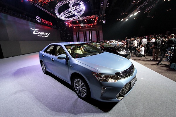 Toyota Camry 2015 2.5L Hybrid Premium 2015
