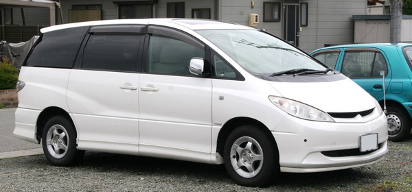 Toyota Estima 2003
