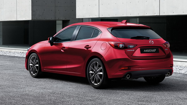 Mazda 3 2018 ราคา 857,000 - 1,149,000 บาท
