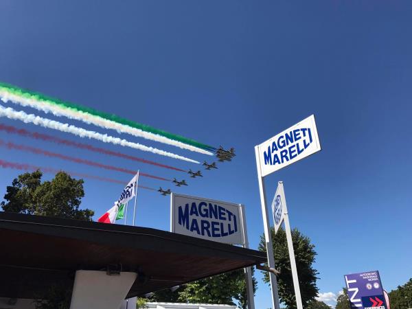 Magneti Marelli เป็นผู้ผลิตชิ้นส่วนชื่อดังของอีตาลี (ดูที่สีไอพ่นสิ)