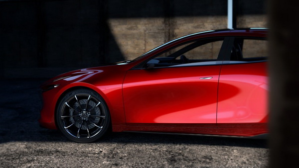 เผยโฉมดีไซน์ช่วงหน้าของตัวรถที่มีการใช้เส้นสาย ความโค้งมนที่ทำให้ทรงของ Mazda 3 โดดเด่นยิ่งขึ้น