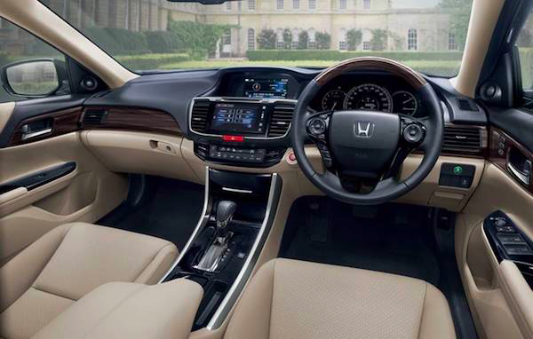 Honda Accordทางเลือกที่คุ้มกว่าสำหรับใครที่สนใจ Honda Accord โฉมปัจจุบัน ต้องเป็นแบบมือสองที่ราคาหลักแสน
