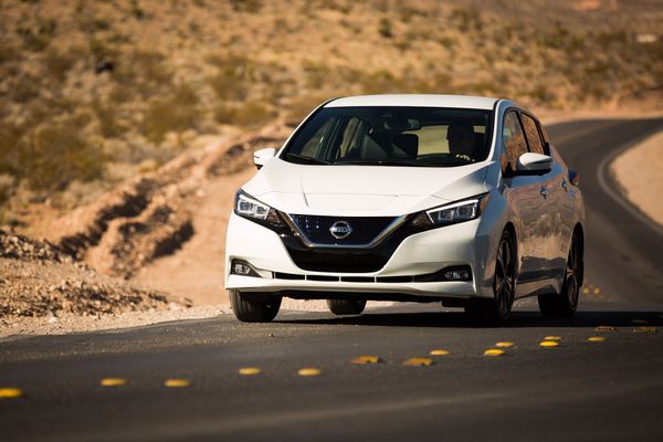 รถยนต์ Nissan Leaf รถยนต์ไฟฟ้าที่ยอดขายอันดับหนึ่งทั่วโลก