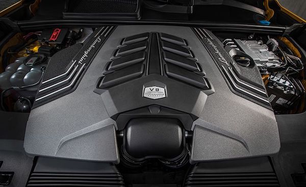 Urus ใช้เครื่องยนต์มีเทอร์โบรุ่นแรกที่มากับรถ Lamborghini