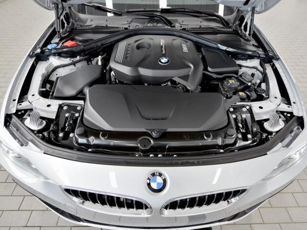 เครื่องยนต์ของ BMW 430i Coupe