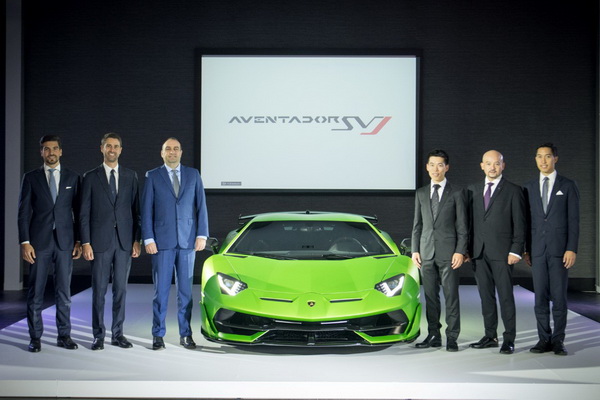 เปิดตัวรถโปรดักชั่น Lamborghini Aventador SVJ เป็นครั้งแรก​