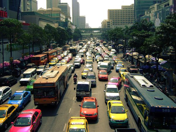 รถยนต์ที่จดทะเบียนสะสมในประเทศไทยมีราว 40ล้านคัน