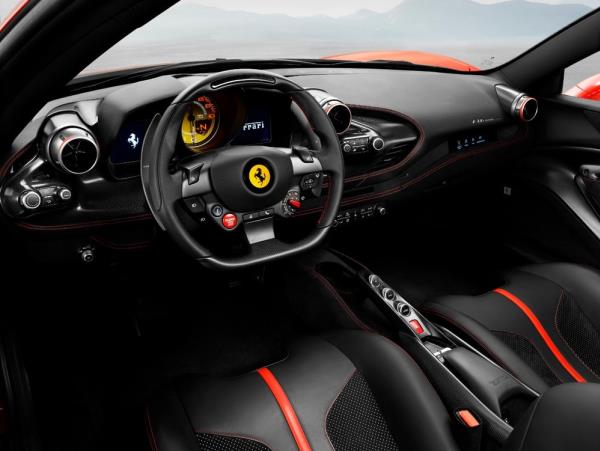 ภายในห้องโดยสาร Ferrari 488 สุดล้ำสมัย