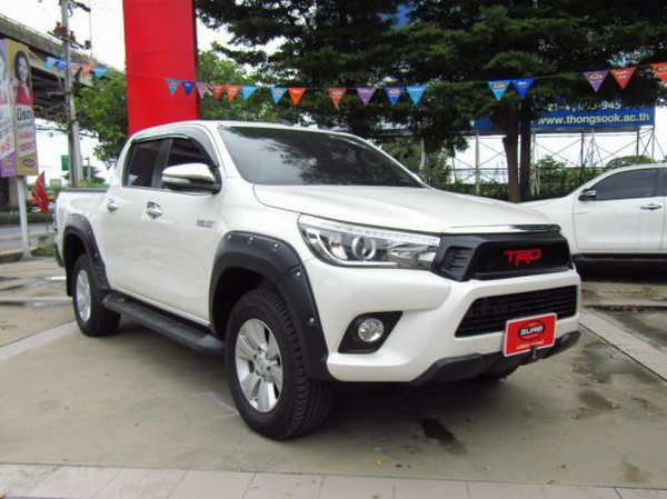 Toyota Hilux Revo (รุ่นปี 2013-2018) ราคาเริ่มต้น 150,000 - 400,000 บาท