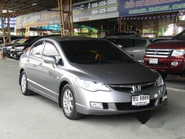 รถเก๋งมือสอง Honda Civic 2007 ที่ประกาศขายในตลาดรถ Chobrod