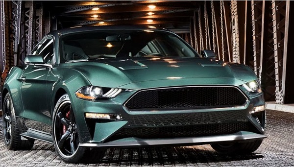รูปโฉมของ Ford Mustang Built ที่โปรโมตด้วยสีเขียว สีที่กำลังจะมาแรงในตลาดรถ 