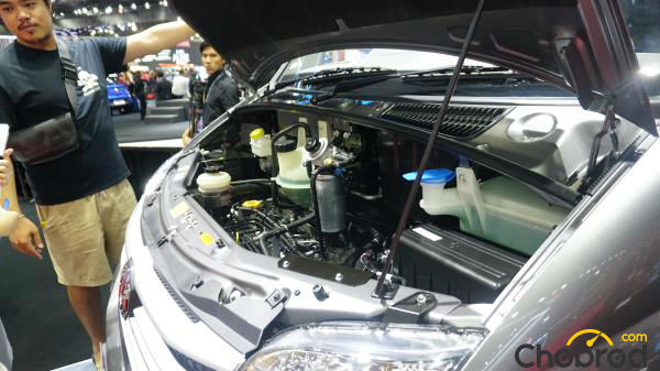 MG V80 รถใหญ่ 11 ที่นั่ง เปิดที่ 988,000-1,038,000 บาท เปิดตัวในงาน Bangkok Motor show ครั้งที่ 40