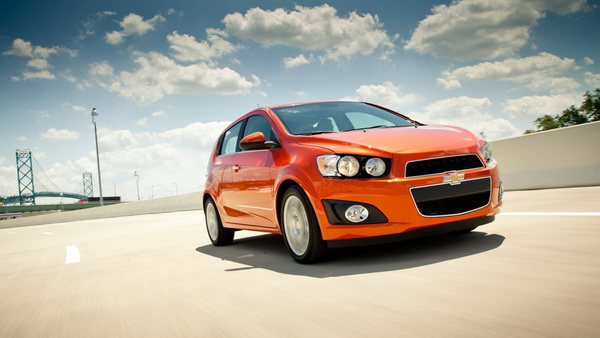 ราคา Chevrolet Sonic Hatchback ปี 2014 มือสองอยู่ที่ 185,000 - 359,000 บาท​