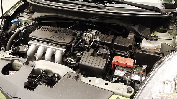 Honda Brio มาพร้อมเครื่องยนต์ i-VTEC 4 สูบ ความจุ 1.2 ลิตร ให้กำลังสูงสุด 90 แรงม้า