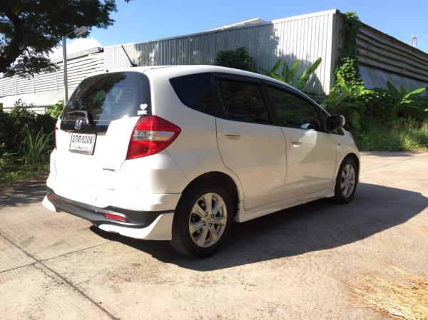 Honda-Jazz-2015-Used-Car