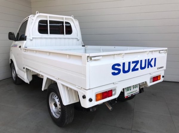 Suzuki Carry มีกระบะขนาดใหญ่ที่สามารถได้บรรทุกของในปริมาณมาก