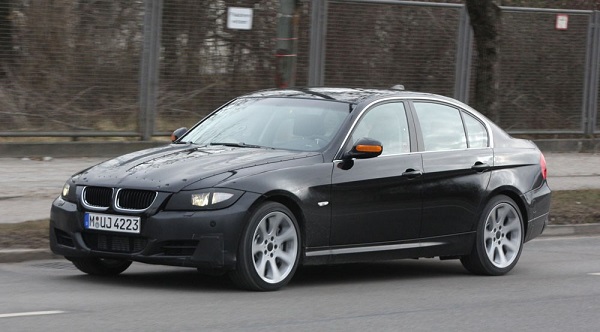 รถยนต์มือสอง BMW 3 Series ปี 2011 ที่ไม่นิยมในตลาดรถสหรัฐฯ 