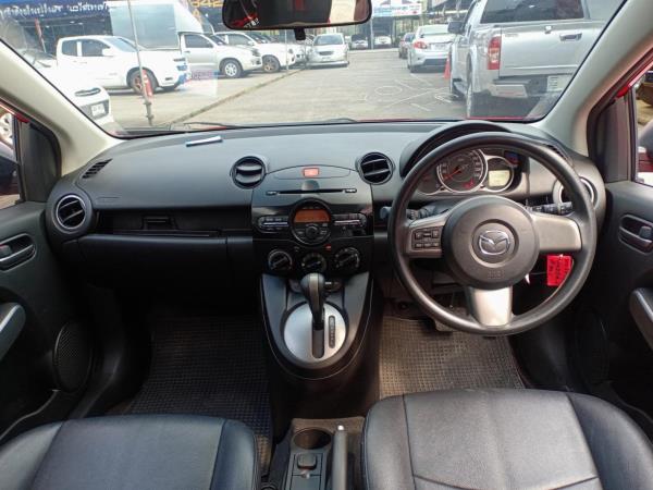 ตลาดรถมือสอง Mazda 2 สภาพดี ราคาเริ่มต้นที่ 30,000 บาท