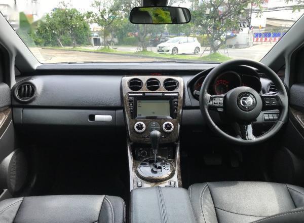 ตลาดรถมือสอง Mazda CX-7 สภาพดี  ราคาเริ่มต้นที่ 300,000 บาท