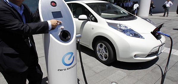 เป็นอีกสเต็ปที่ทำให้เห็นว่าชาติอาเซียนก็พร้อมเดินไปกับโลกที่ให้ความสำคัญกับรุถยนต์ไฟฟ้าเช่นกัน 