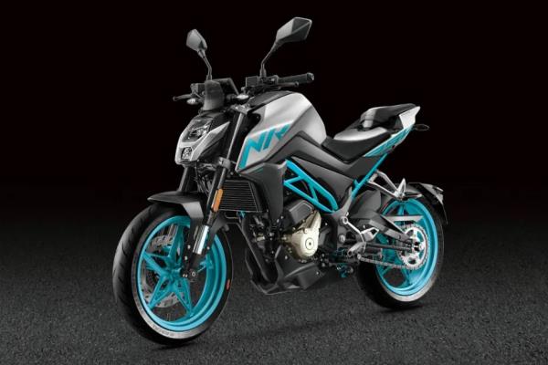 ตัวอย่างรถรุ่นพี่อย่าง CFMoto 250NK ที่เป็นต้นแบบในการพัฒนา