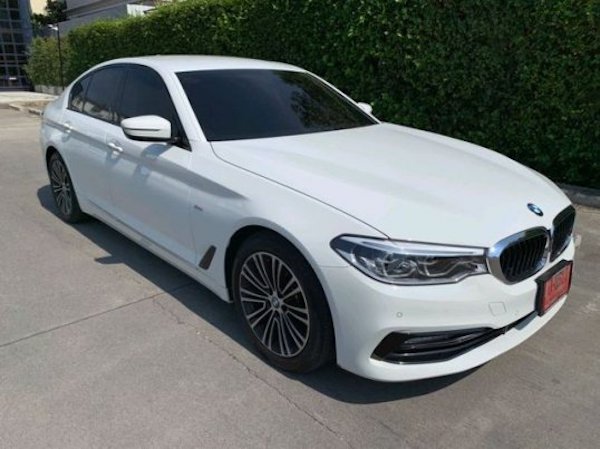  BMW มือสอง Series 5 2017 ราคาเบา ๆ 2,590,000 บาท 