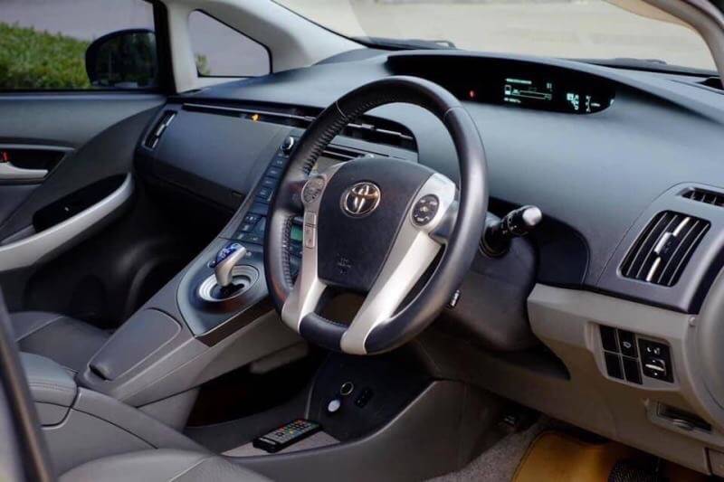 รถยนต์มือสอง Toyota Prius Hybrid สภาพดีที่ประกาศขายใน Chobrod